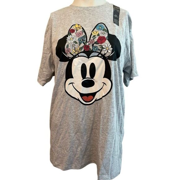Disney Minnie Mouse Womens Medium Embroidered Graphic Short Sleeve T Shirt NWT - Picture 1 of 4